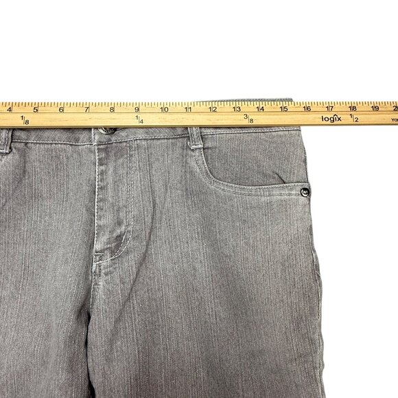 Cato Contemporary Womens Size 6 (31x32) Average Lower Rise Boot Cut Jeans Gray - Picture 9 of 14
